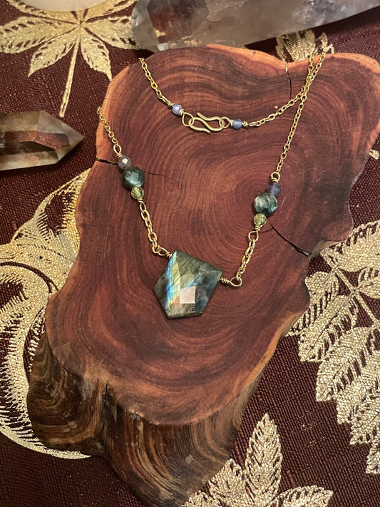 Evergreen Evening necklace